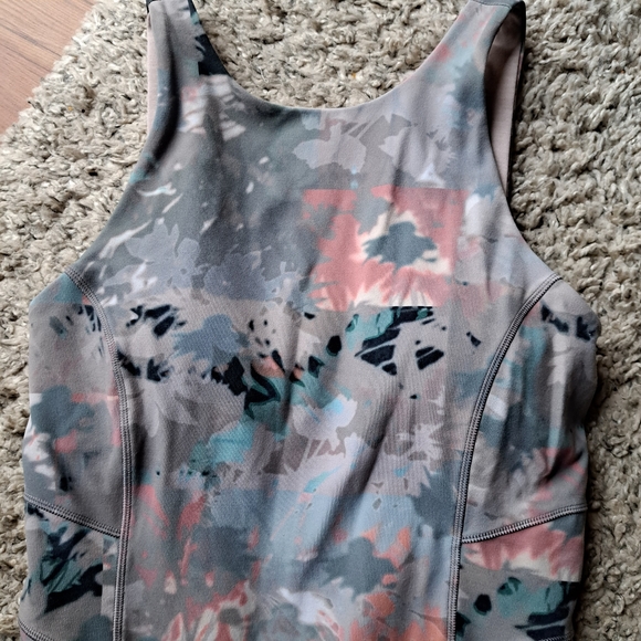 Lululemon Align Sleeveless Bodysuit size 6 - Picture 2 of 6